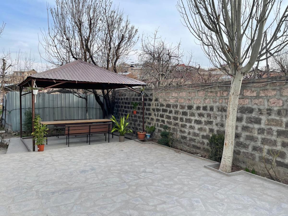 Noragyugh Guest House Erevan Exterior foto